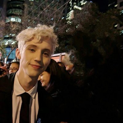 hendriyanimut's profile picture. 