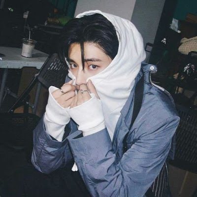 kot999224677715's profile picture. 