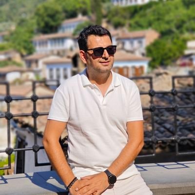 uqur_a's profile picture. 