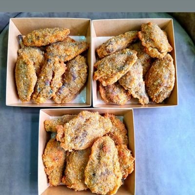 We make amazing chicken. Call 08036116302 to order
Business DMs only!!