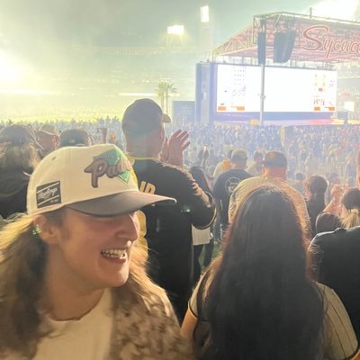 madigoody's profile picture. gay, obviously. go padres, unfortunately.