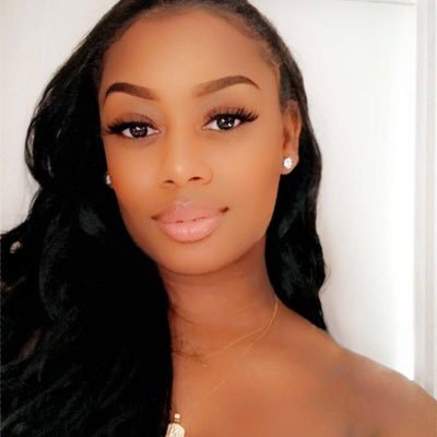 Marissaella28's profile picture. m'aimer pour qui je suis /BΔK 🐝/ SJU Cheer Alum