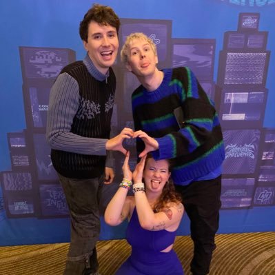 Dan Howell tweeted me 12/08/13 • Met Dan & Phil 11/18/24 • Half Marathon Finisher • 26 years old • 🏳️🌈• She/Her • $corrist