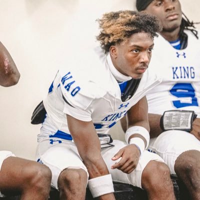 |27 |40 time 4.44 5’7 155lbs| WR/ATH |3.4 gpa | squat 515lbs | Psalm 28.7 🙏🏾❤️ https://t.co/ZC7SkHKbAb @WR_RBJoshHaysJr