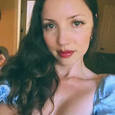 Rap Fairy wit the Tint https://t.co/3MBP3B8QHL