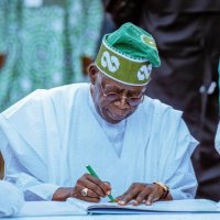Twuyi-Asiwaju (@twuyiasiwaju) 's Twitter Profile Photo Twuyi-Asiwaju (@twuyiasiwaju) 's Twitter Profile Photo