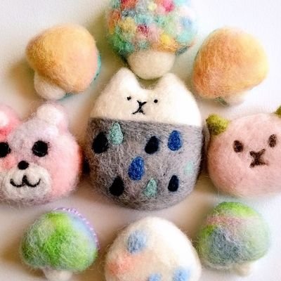 necotubu_hm's profile picture. 羊毛フェルト中心ハンドメイド垢です。作品の傾向は「ほっこり、カラフル、なんじゃこりゃ」のいずれかです。作ったものや出展情報などのお知らせをします