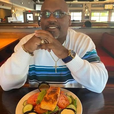 9David632's profile picture. Be honest friends ❤️