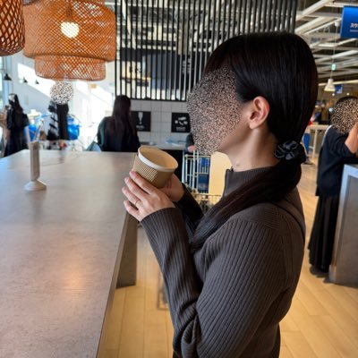 natsuki_diet211's profile picture. 3回目の産後ダイエット＆ボディメイク｜38歳159cm 6歳♂4歳♂2歳♀の同居嫁＆パート｜骨格ウェーブの下半身ごんぶと｜無言フォロー失礼します｜タメで気軽にどうぞ（╹◡╹）男性塩対応