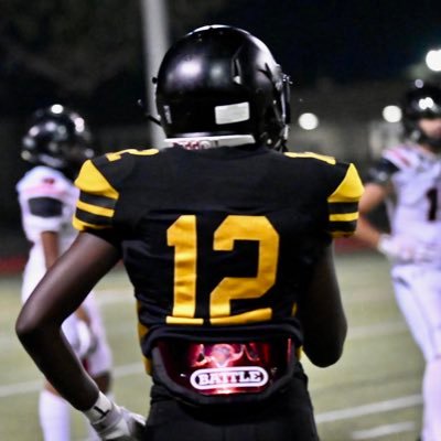i_sause's profile picture. |RB/FB| 5’9 170 lbs | 5 flat 40yd |Aldine Eisenhower HS|📧:athletekhristian@gmail.com
