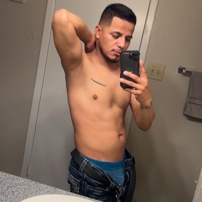 irvin_lugo's profile picture. Aveces Tienes Que Salir De Tu Mundo Para Conoser Distintas Clases De Personas