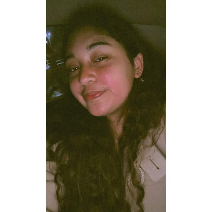 Vanea201's profile picture. La melodía del amor nos une en un abrazo eterno.