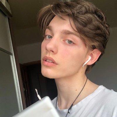 dmnifk's profile picture. 