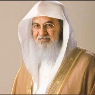 مفتي الديار التويترية والأوروبية والأُستراليةوالكوريتين والديار الامريكية والشيوعيةوالسوفيتية!عالم في إرضاع الكبير ونكاح المتعة ونكاح البهيمة وشرب بول البعير🙈