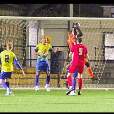 22 Goalkeeper⚽️🧤| 6,2 |@RomfordFc.| https://t.co/0XbtskfJqK