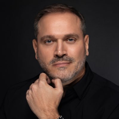 rolivella's profile picture. ADN Creativo 🧠 | Estratega de Marketing | Especialista en Eventos | Gestor de RR. PP.        📍Panamá 🇵🇦