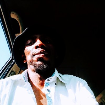 Vho_Mpumi's profile picture. Medic_Writer_poet_art junkie_proud daddy_ sappiosex.....

Lauryn HILL unplugged enhances  which ever high experiencin

Master the day and Fvck the night😏😏