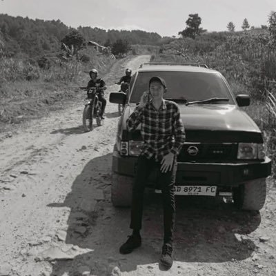 fahmiiqb's profile picture. Avid Learner