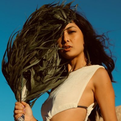 ramonavibes's profile picture. Sound Vibration | Meditation. Past life NYC/Dubai/Joshua Tree creative business owner. Sharing life in LA through a spiritual lens.