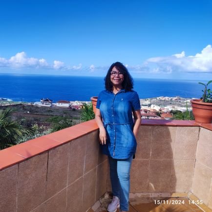 Hija de Dios
Venezolana en Tenerife
Esposa, Madre ..amo la música
Psicopedagoga,Profe de Música