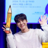 ✏️📸 (@pilyeonkim) 's Twitter Profile