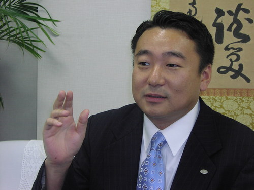 jiroyoshi's profile picture. 日本自動ドア株式会社代表取締役、論語指導士、明治学院大学法学部非常勤講師