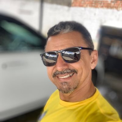 Candido24623302's profile picture. 