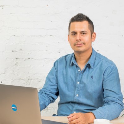 🌐 Especialista en SEO y Marketing Digital | 🚀 Fundador de @DinoRANK y Blogger 3.0 | 🎓 Ayudo a consultores y emprendedores a dominar el SEO