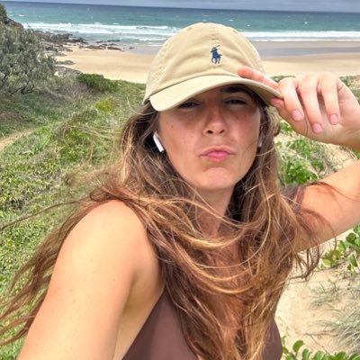 ElisaBertrand2's profile picture. 