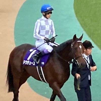 xyz44_88's profile picture. ゴルフ、競馬が好きです。                      無言フォロー失礼します。