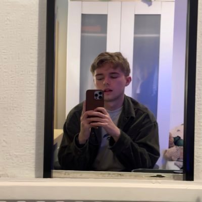 your dads favourite twink - priv for @egoist4u - won’t accept faceless profiles