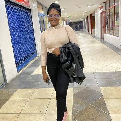 A 🇳🇬, a proud Muslim ☪️, a student of ATBU , and a proud fashion designer 👗 🥻 ✂️ who deals in various accessories like, ⌚️ 👓 nd perfumes