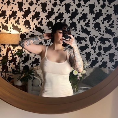 hit me up if you are down to fuck Zangi: 1094865481 telegram: @mariah deloras signal: +1 (910) 284-3073