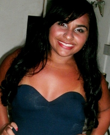 viviansoouza_'s profile picture. 