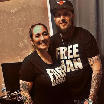 Born N Raised in Northern California. Simple man living the American 🇺🇸 Dream. #wedorecover#MMAfanatic #DiehardRaiderNation #TreMGodd#GhettoCowboy