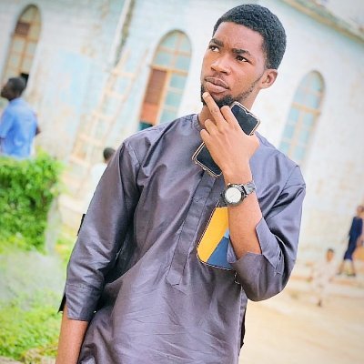 juliusvictor109's profile picture. 