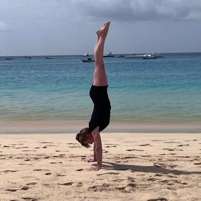WackerMonique's profile picture. Ondernemend, enthousiast, behulpzaam, sportief, getrouwd, moeder, grote passie voor turnen.