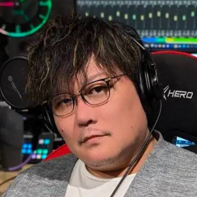香川県在住の作曲家です。
お仕事:ポケモンサン・ムーン、ノーモアヒーローズ、双星の陰陽師、終わりのセラフ etc...
◆スティーブとーさん
◆ディス子のCV
◆泥陀羅の団長
◆嫁さんは歌手&柴犬スティーブチャンネル
@SteveFugudis
You Tube→https://t.co/yeOmxBUcur.