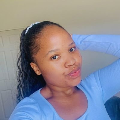 ZipheleleNzenze's profile picture. 🦋https://t.co/Wp9UCvviEX