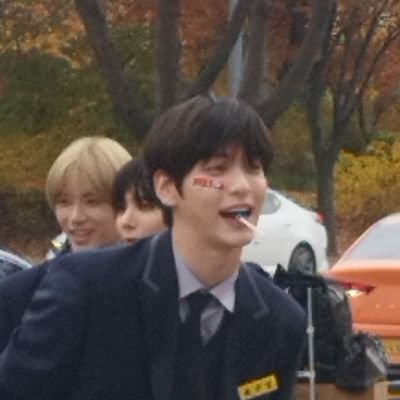 xHaebaragi's profile picture. infp, moa & ot5                                                                              
☼ aries, ☾ capricorn, ⬆ leo