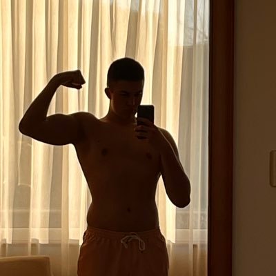 Instagram: halcsavo_on_twitch Twitch: halcsavo TikTok: halcsavo
