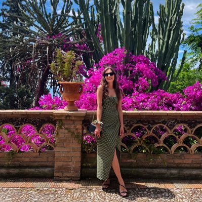 b_kosztolanyi's profile picture. 