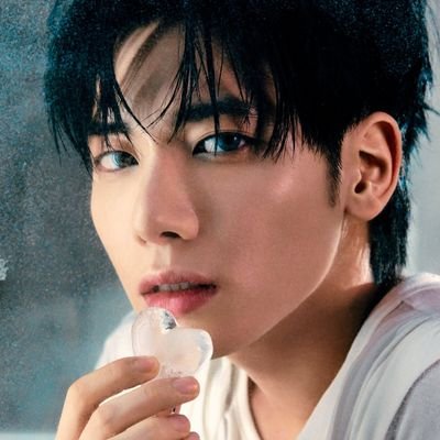 ⠀ 🥢 ⠀◞⠀⠀t͟x͟t͟⠀⠀𓈀⠀⠀𝟱.⠀ᝬ
fã do tubatu e do bts ♡
|#태현|B-MOA⁵•@TXT_menbers |•B-ARMY⁷⟬⟭•@BTS_TWT⟭⟬💜|⟬⟭⟭⟬⁷💜|•B-ENGENE♡ |•ρτ-ϐя🇧🇷♡•|•ҡɾ🇰🇷♡•|🇻