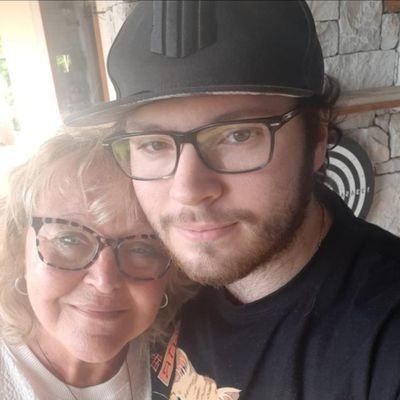 🇮🇹🇸🇮
21 y.o. 🦊
Trieste, Italy🌍
Computer Science👨💻
Università di Pisa🌐
Tecnico Informatico💻