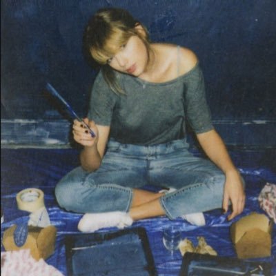 clara3amversion's profile picture. and i’ll say good riddance ★