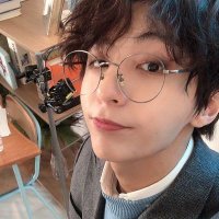 현 (@y_hyun0) 's Twitter Profile