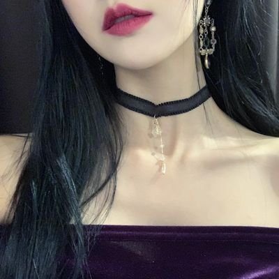 nshzh28266's profile picture. 99年的狮子女接触小众圈子，有小众爱好，不懂不同频的勿扰。私信每日有上限不闲聊，没介绍当你闲扯骚扰滚蛋。