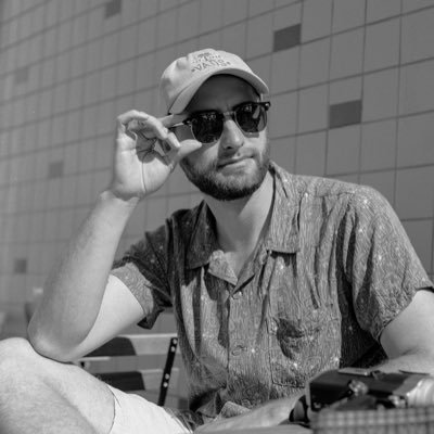 Director • Photographer • Editor • DJ @SLACKMACHINE 👁️ Founder of @DYNMC_Creative + @DYNMCFilms // I make a lot of the videos you’ve seen on @NewRetroWave 👾