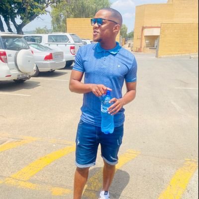 Tiisets39884884's profile picture. People's lover