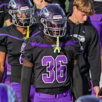 _malikrob1's profile picture. DB @warhawkfootball. 🟣⚪️                       TSF 🈴